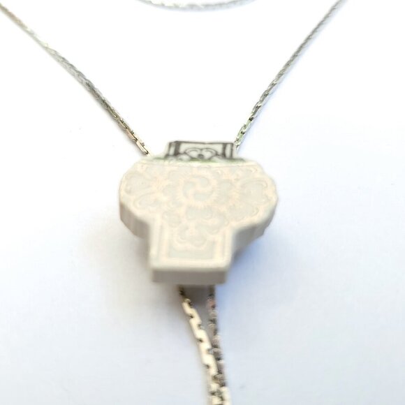 Bolo Lariat Necklace Floral Repurposed Ceramic Silvertone Cottagecore Y Drop - Picture 4 of 4